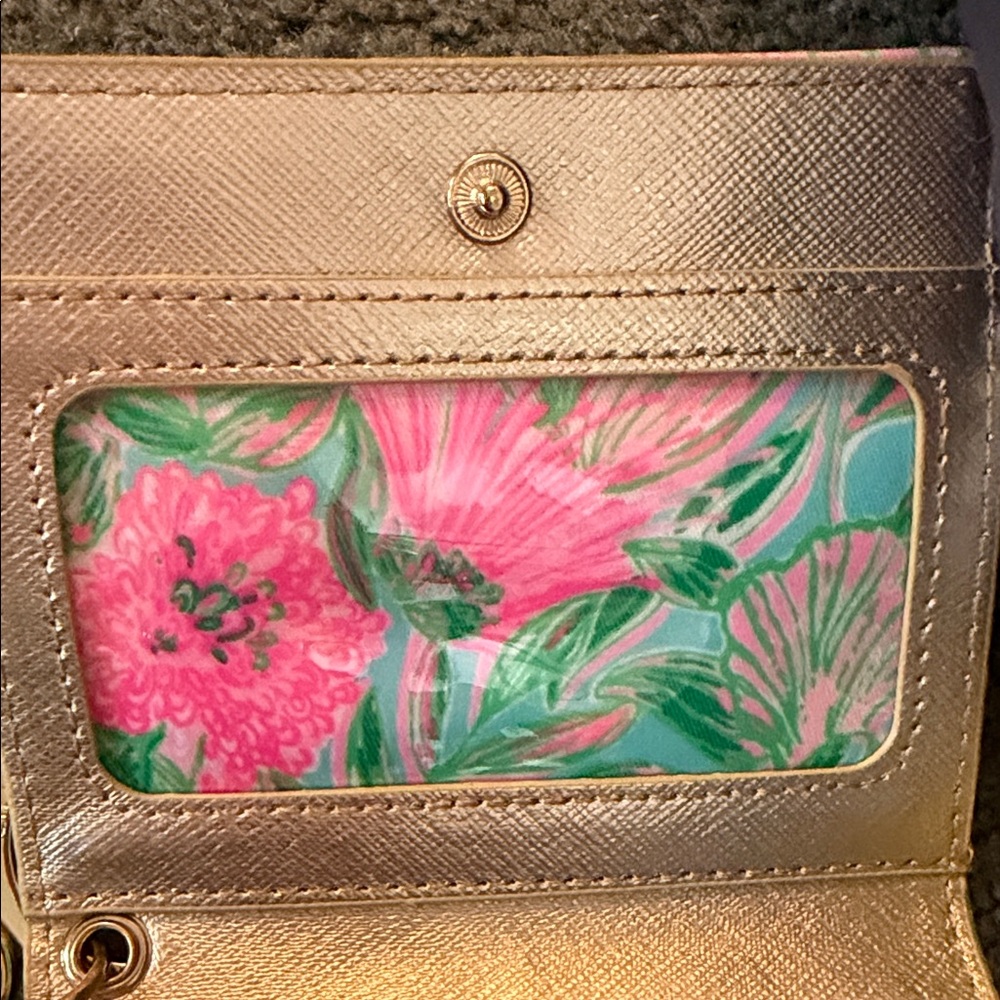 Lilly Pulitzer Pink and Green Wristlet with Gold Accents, Delta Zeta Colors - Picture 7 of 8